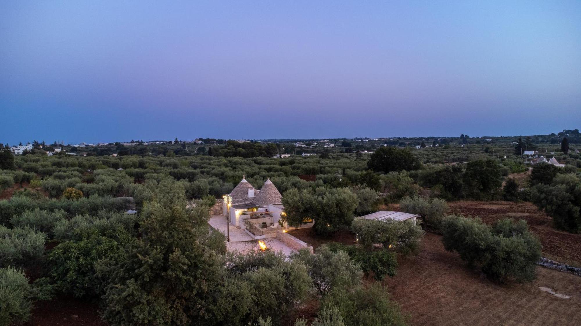 Вилла Il Trullo Della Rondinina Альберобелло Экстерьер фото