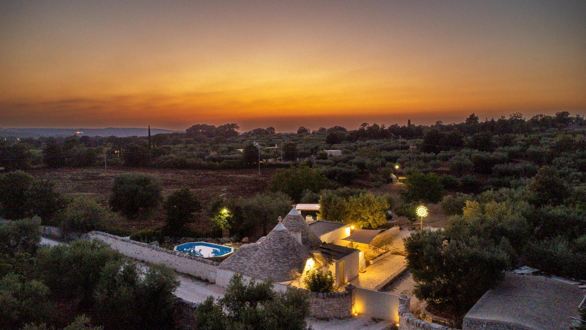 Вилла Il Trullo Della Rondinina Альберобелло Экстерьер фото